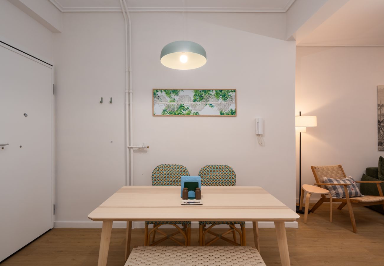 Apartment in Athens - Cozy 2BR Apartment • Warm, Bright & Steps to Metro