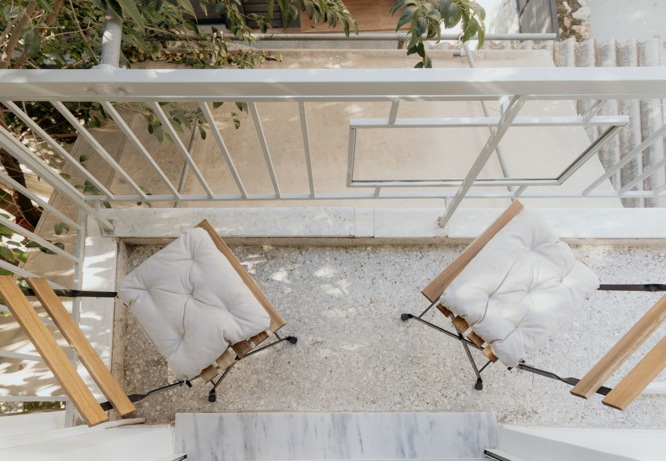 Apartment in Athens - Cozy 2BR Apartment • Warm, Bright & Steps to Metro