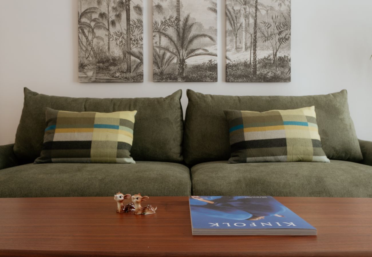 Apartment in Athens - Cozy 2BR Apartment • Warm, Bright & Steps to Metro