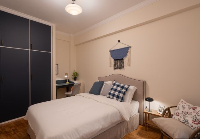 Apartment in Athens - Cozy & Quiet 1BR Near Acropolis & Metro | Koukaki