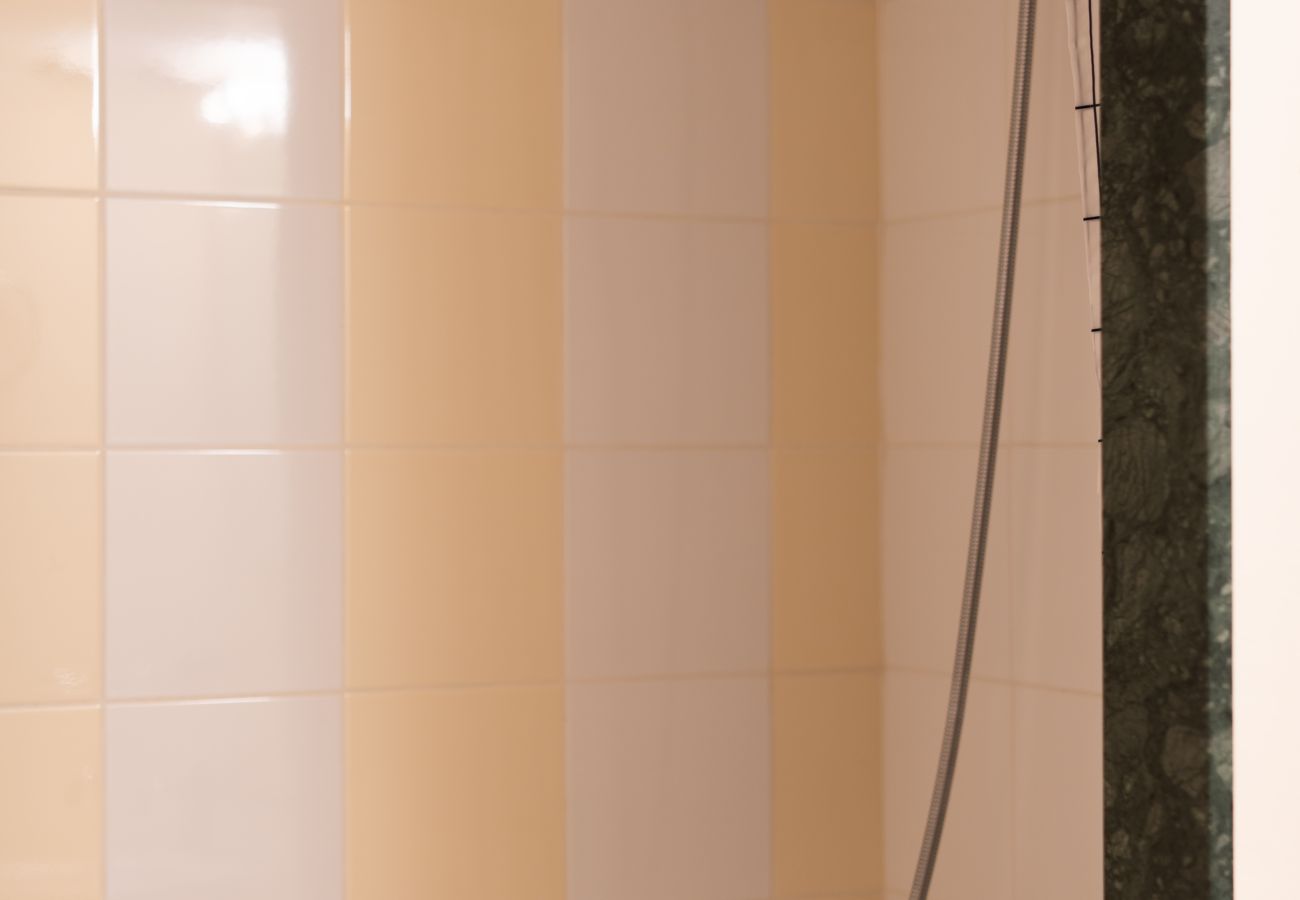 Apartment in Athens - Cozy & Quiet 1BR Near Acropolis & Metro | Koukaki