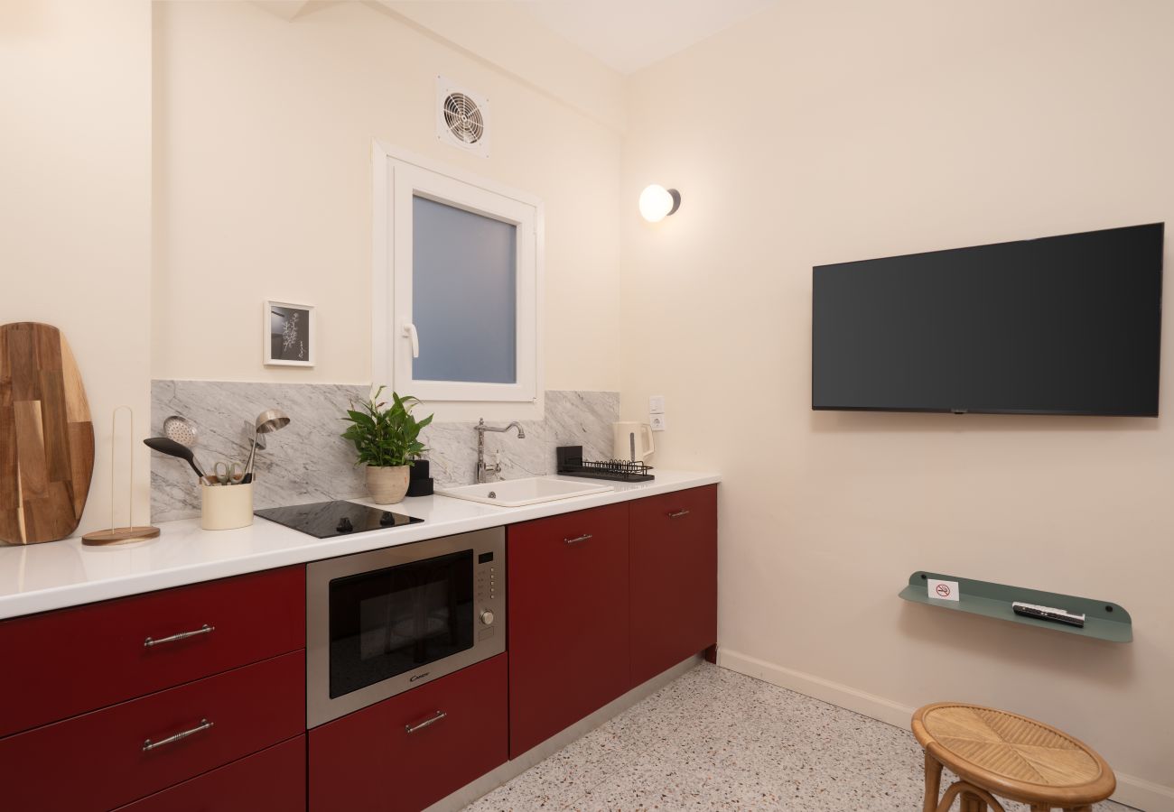 Apartment in Athens - Cozy & Quiet 1BR Near Acropolis & Metro | Koukaki