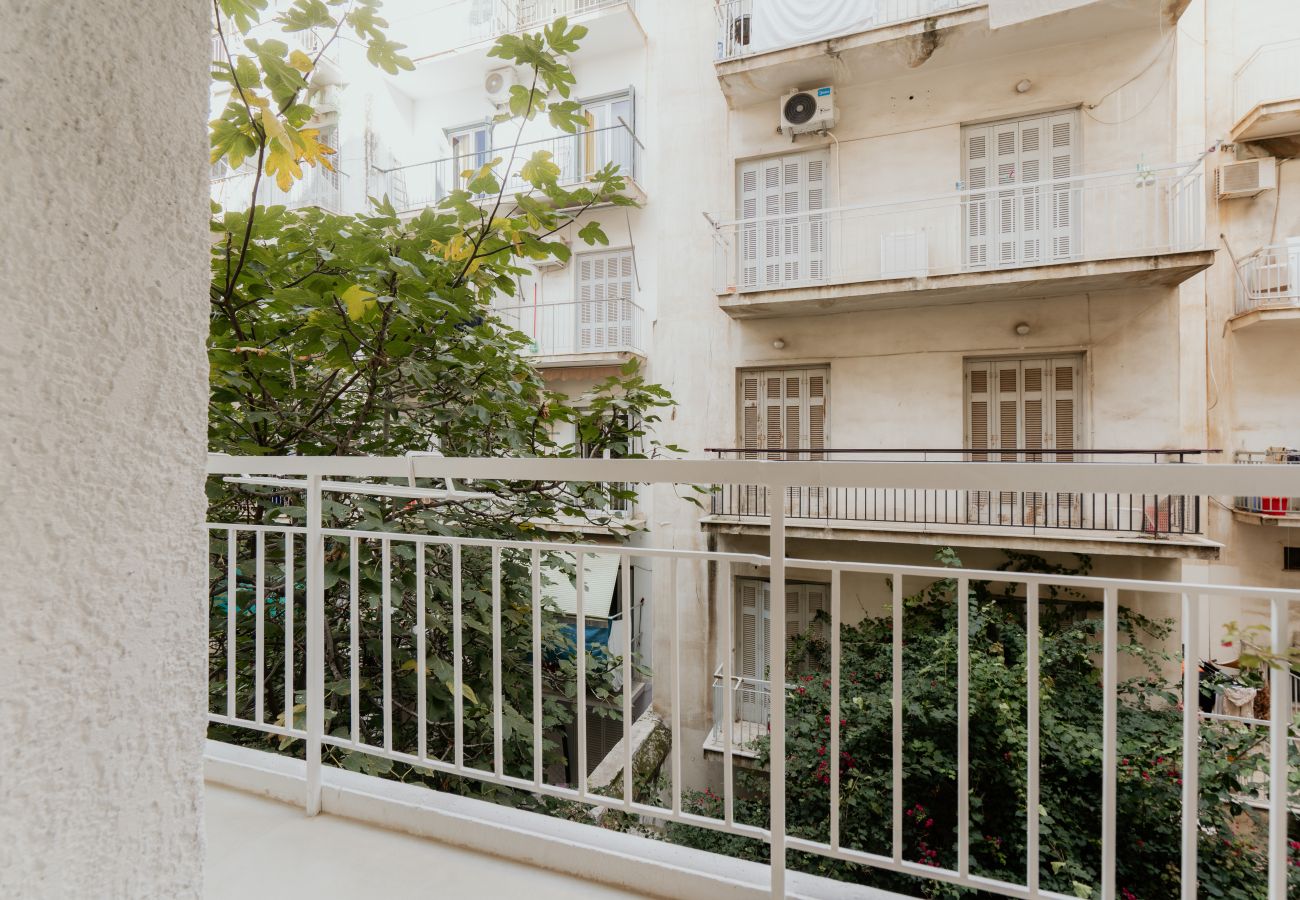 Apartment in Athens - 1BR Designer Suite Homey Feel Near Metro
