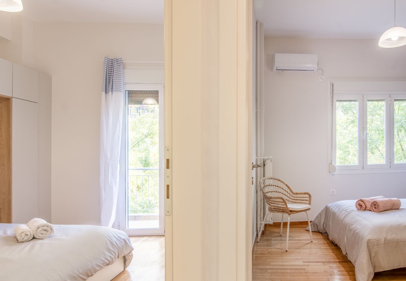 Apartment in Athens - 2BR Koukaki Suite Near Metro & Acropolis