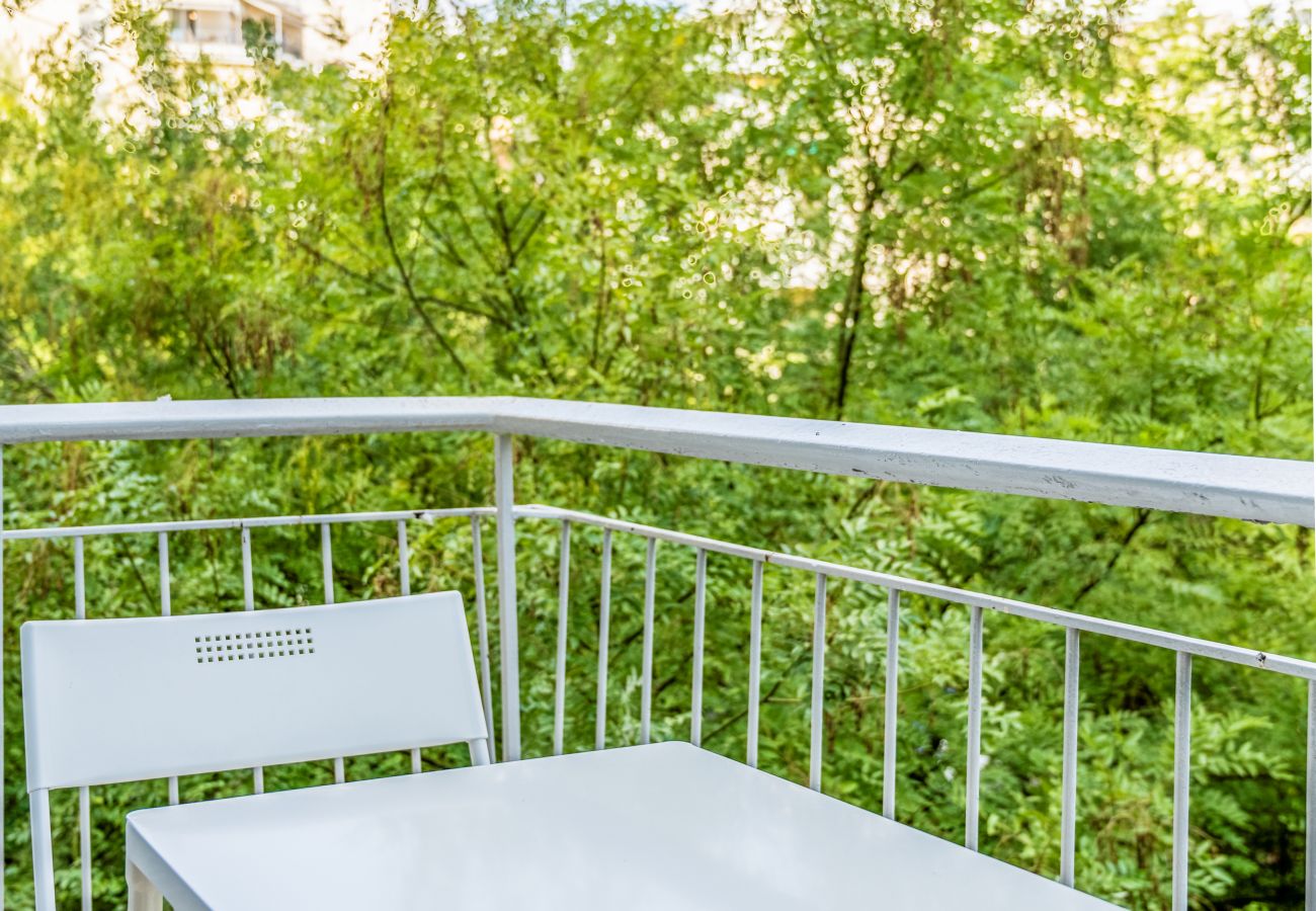 Apartment in Athens - 2BR Koukaki Suite Near Metro & Acropolis