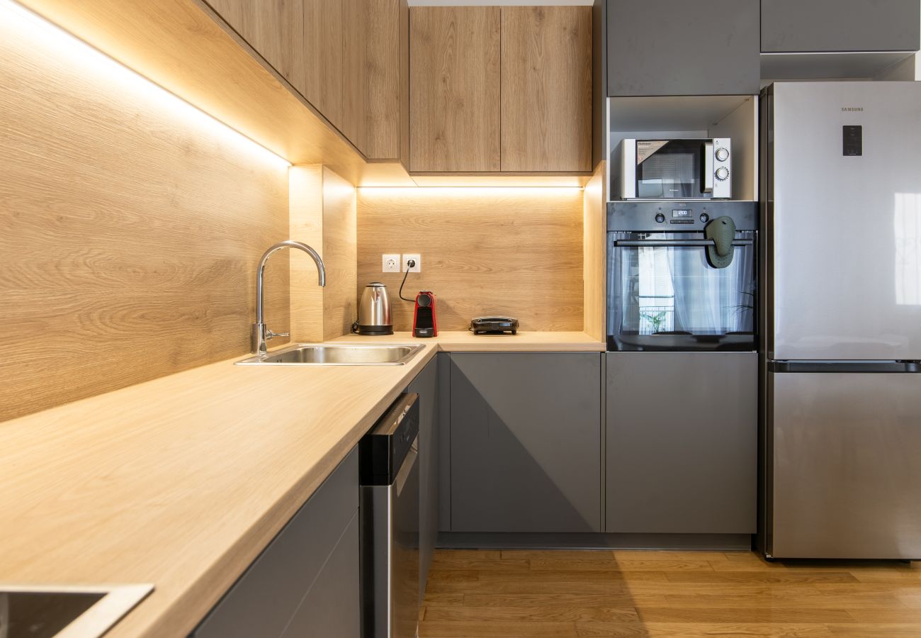 Apartment in Athens - 2BR Koukaki Suite Near Metro & Acropolis