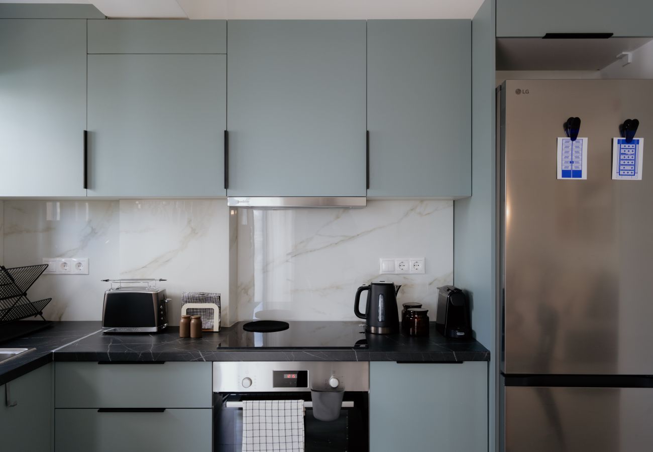 Apartment in Kallithea - 1BR Suite Apt | City Views | Metro | Pvt Parking!