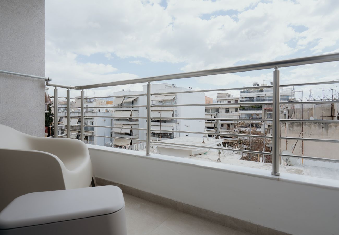 Apartment in Kallithea - 1BR Suite Apt | City Views | Metro | Pvt Parking!
