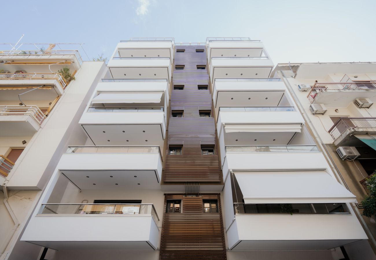 Apartment in Kallithea - 1BR Suite Apt | City Views | Metro | Pvt Parking!