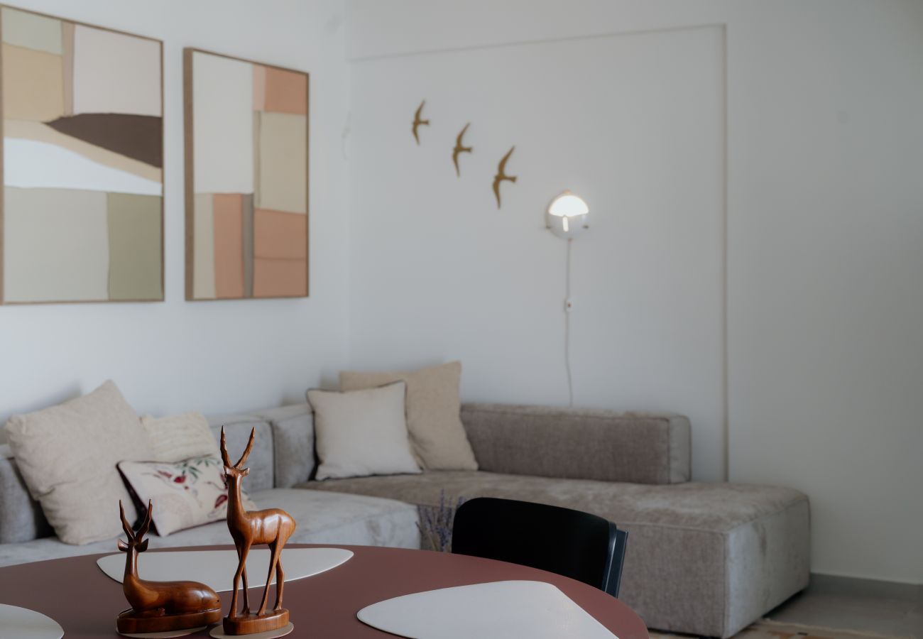 Apartment in Kallithea - 1BR Suite Apt | City Views | Metro | Pvt Parking!