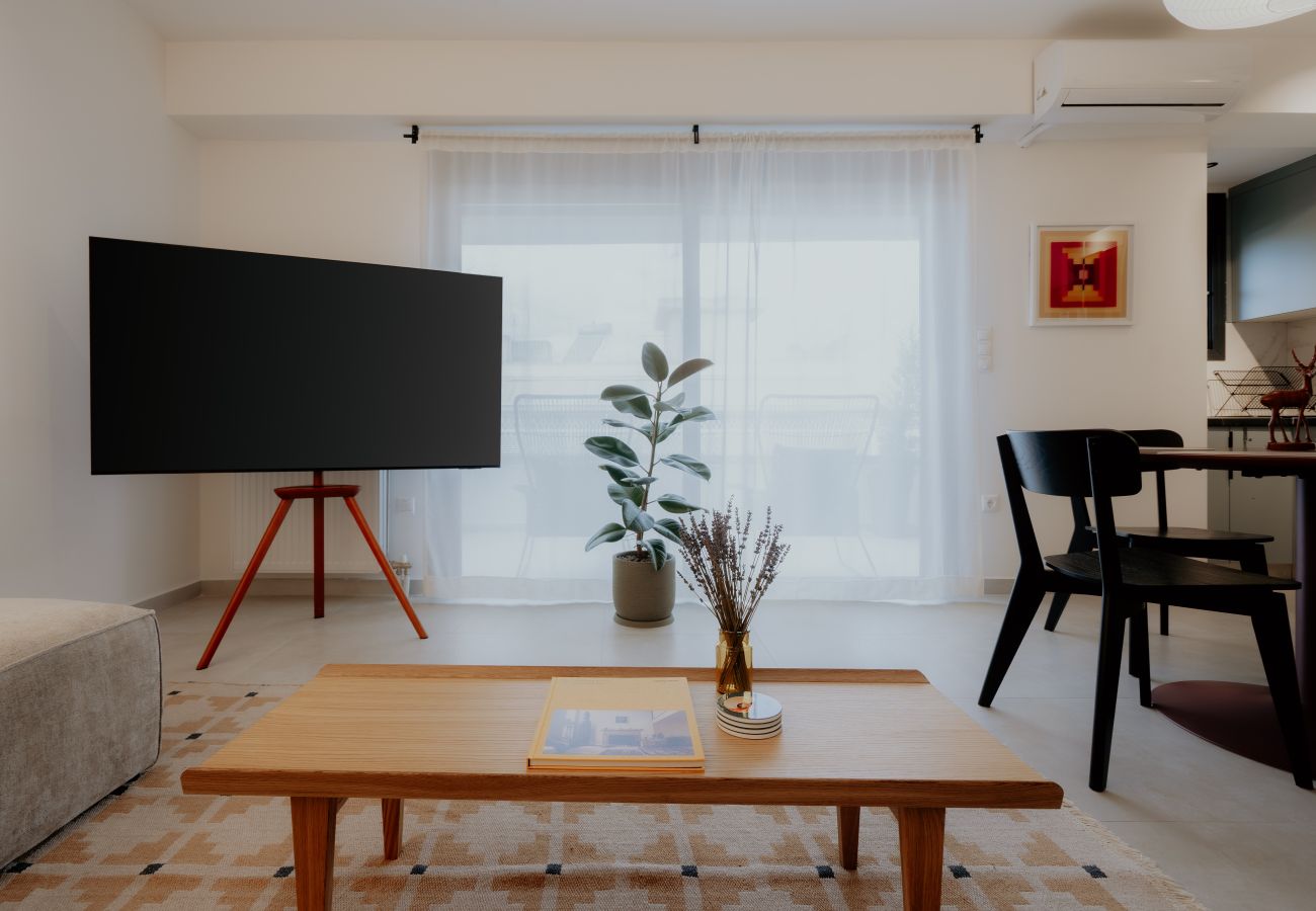 Apartment in Kallithea - 1BR Suite Apt | City Views | Metro | Pvt Parking!