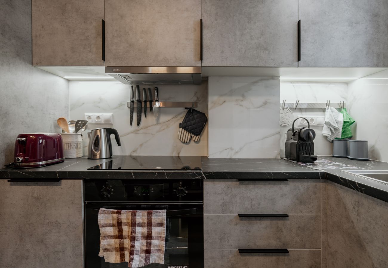 Apartment in Kallithea - 1BR Brand New Suite | Private Parking | Near Metro