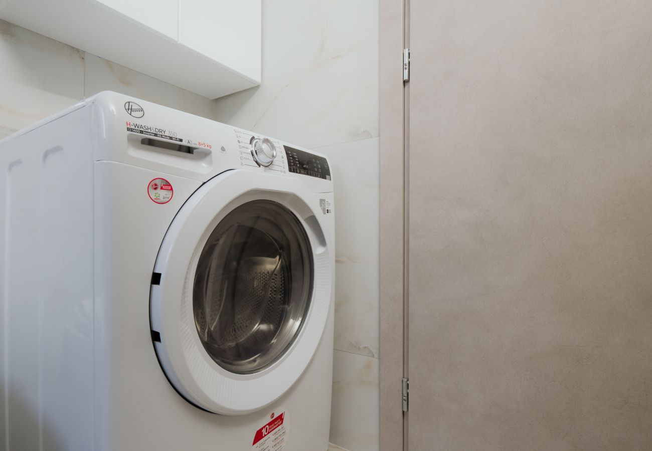 Apartment in Kallithea - 1BR Brand New Suite | Private Parking | Near Metro