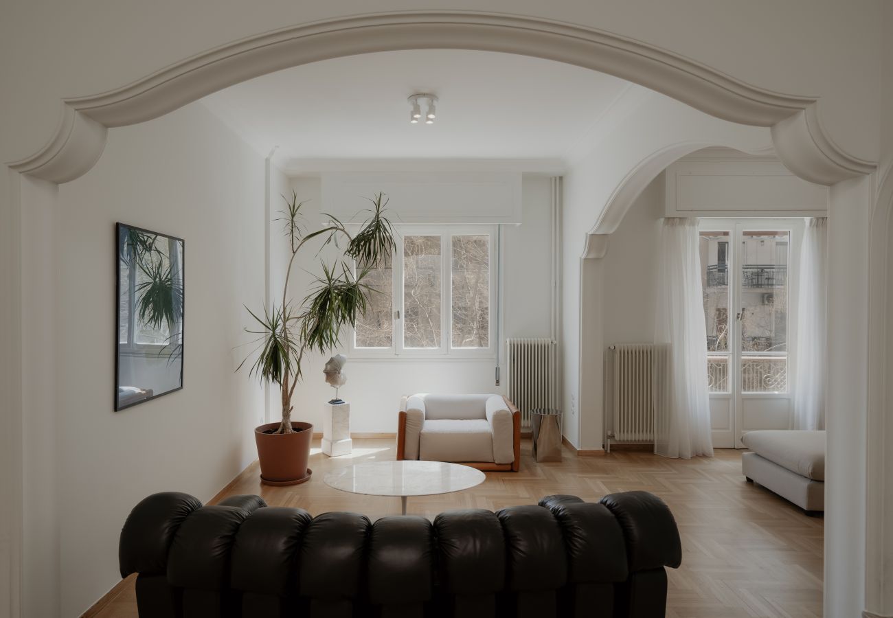 Apartment in Athens - Bright & Luxurious 3BR Suite | Metro | By Museum