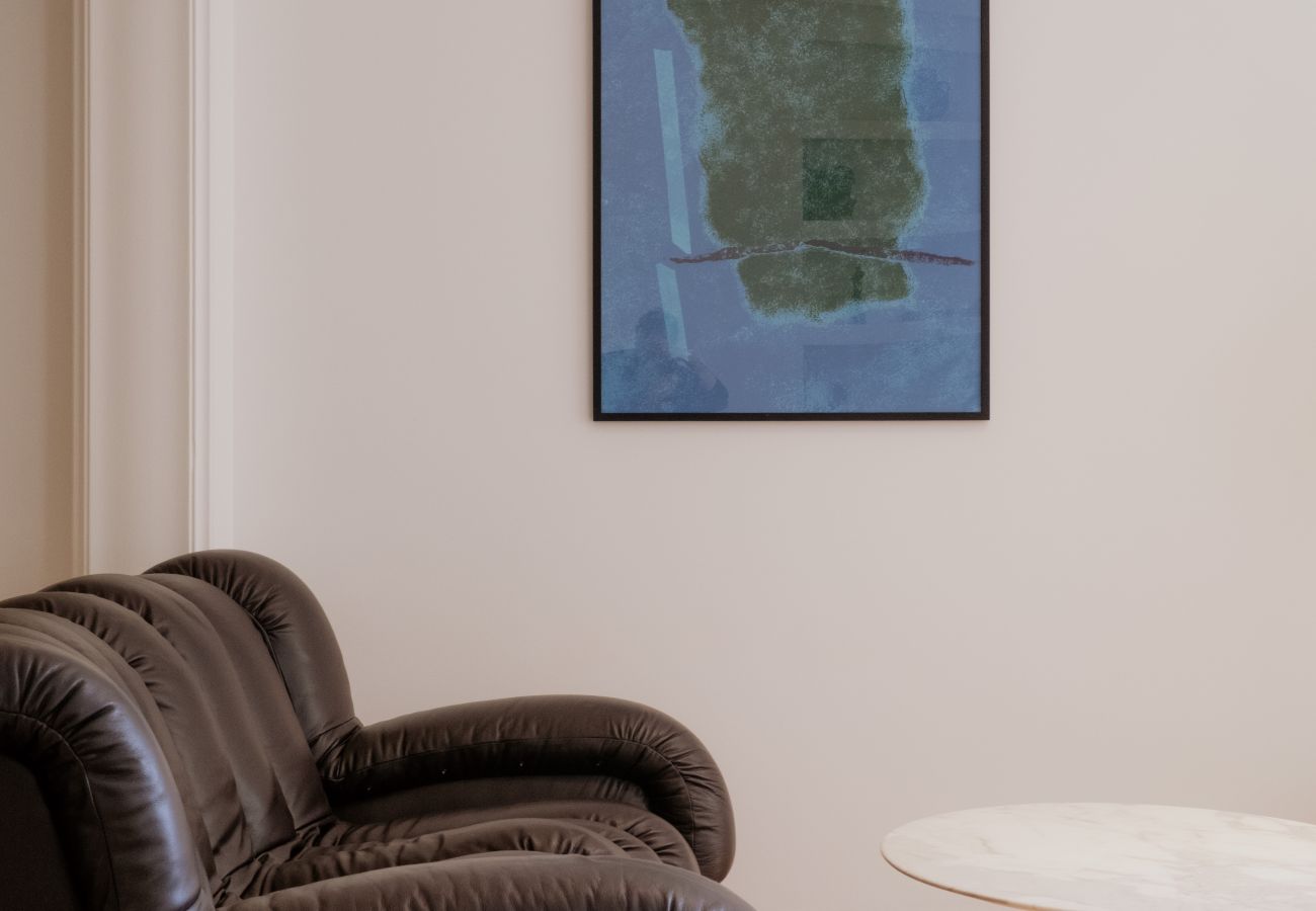 Apartment in Athens - Bright & Luxurious 3BR Suite | Metro | By Museum