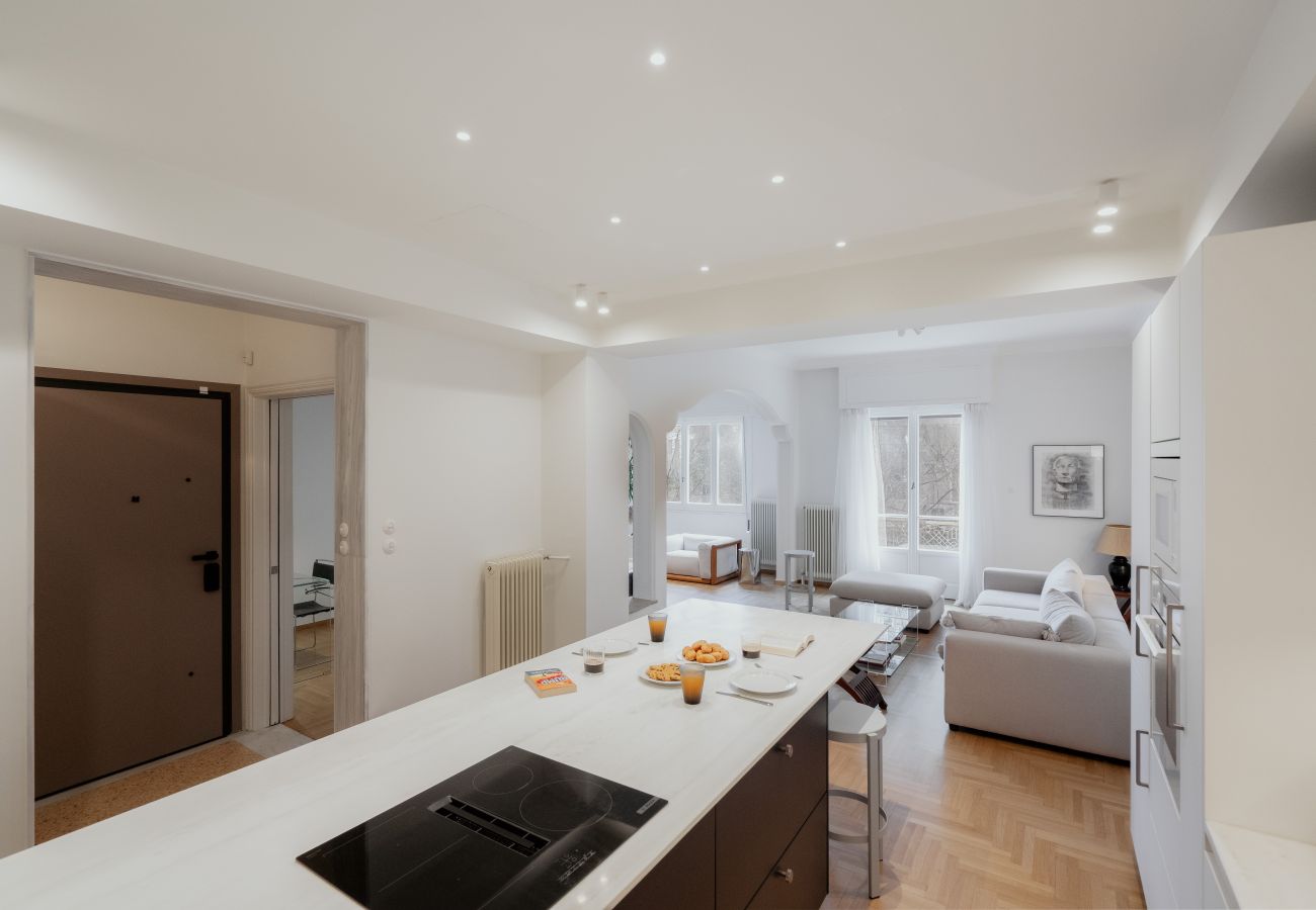Apartment in Athens - Bright & Luxurious 3BR Suite | Metro | By Museum