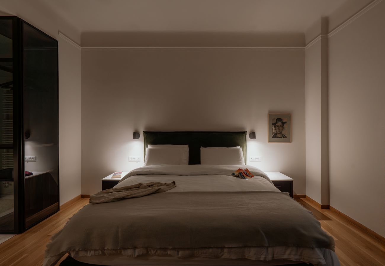 Apartment in Athens - Bright & Luxurious 3BR Suite | Metro | By Museum