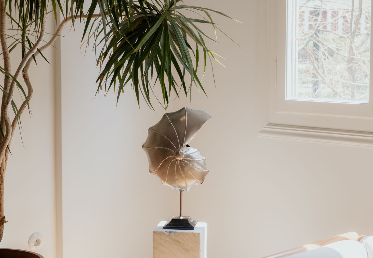 Apartment in Athens - Bright & Luxurious 3BR Suite | Metro | By Museum