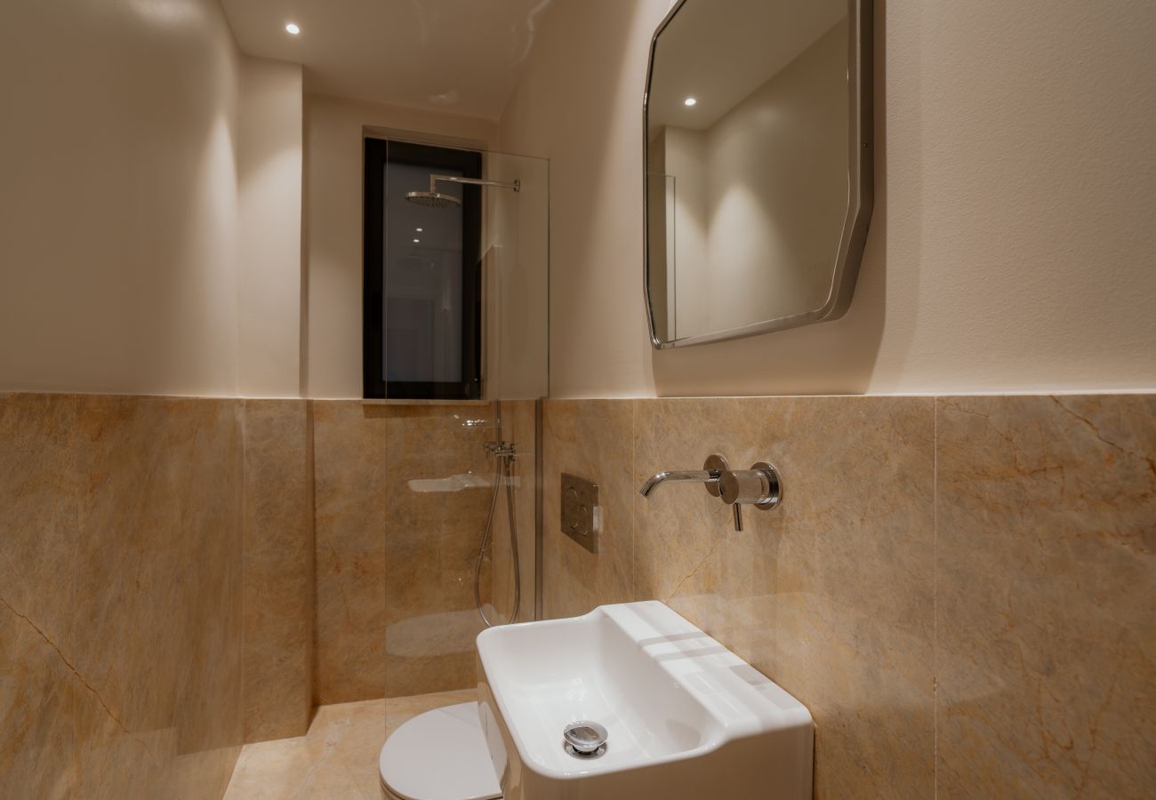 Apartment in Athens - Bright & Luxurious 3BR Suite | Metro | By Museum