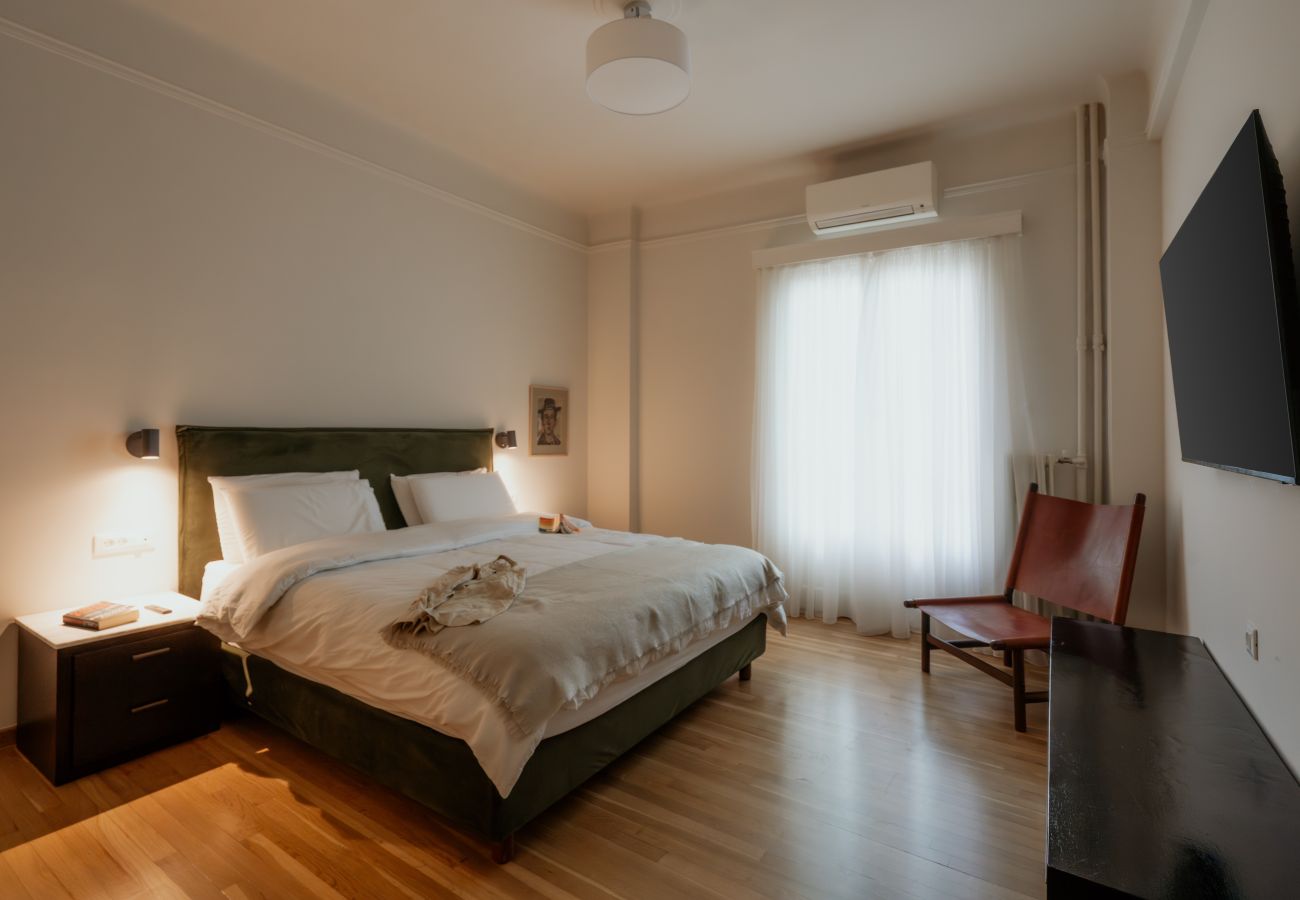 Apartment in Athens - Bright & Luxurious 3BR Suite | Metro | By Museum