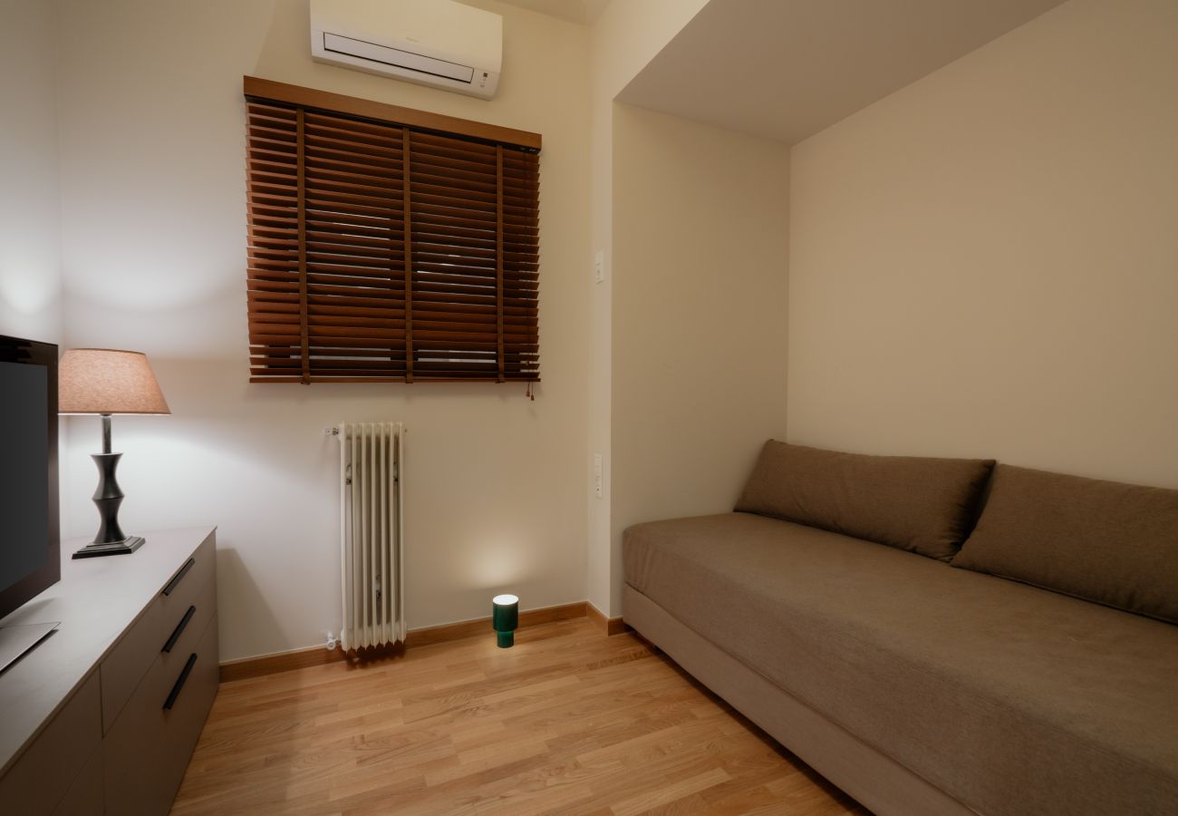 Apartment in Athens - Bright & Luxurious 3BR Suite | Metro | By Museum