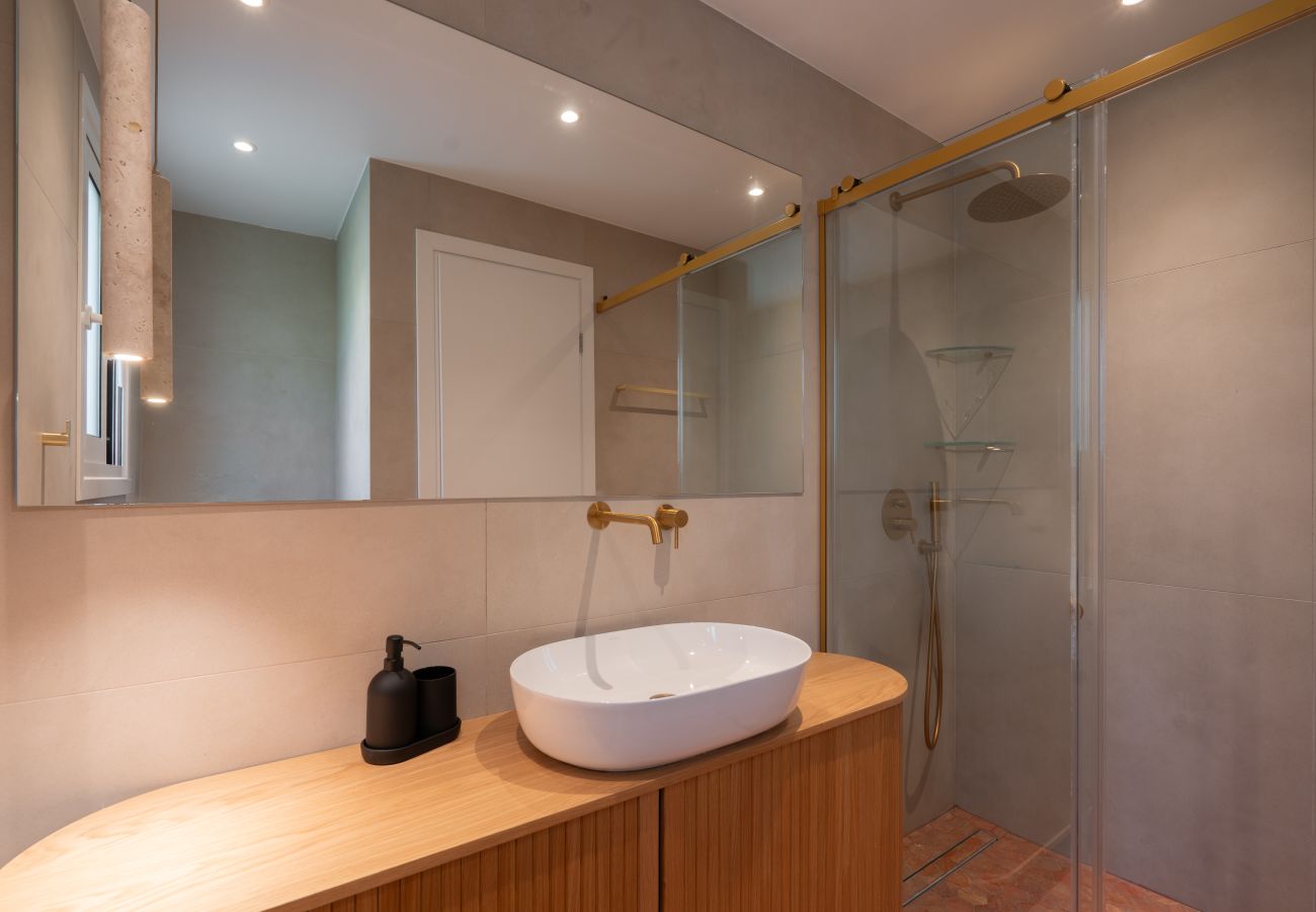 Apartment in Athens - 2BR Gem Apt | Near Metro | In Psiri-Thissio